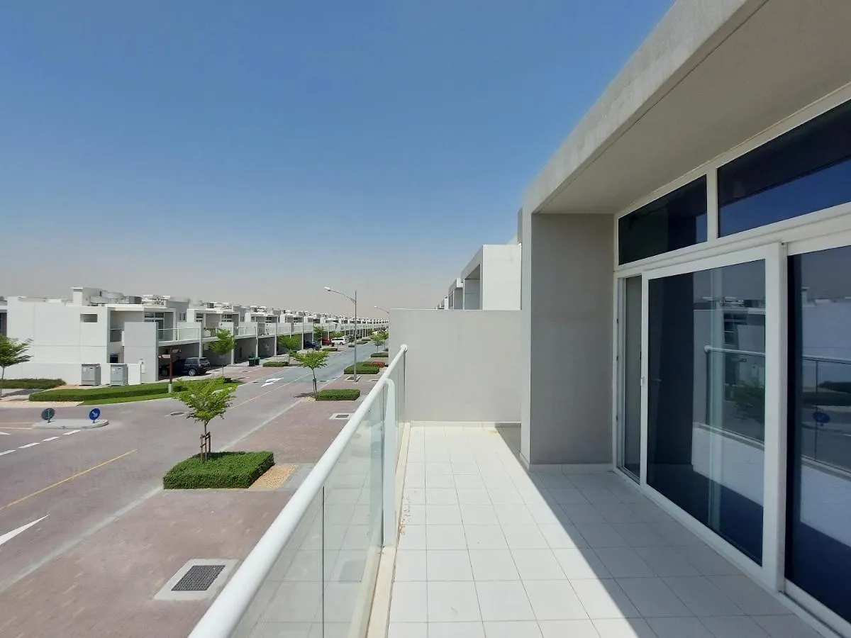 Damac Hills Townhouse Villa Dubai